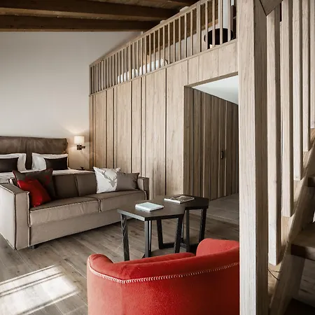 Grand Mont Blanc, By R Collection Hotel