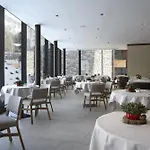 Grand Mont Blanc, By R Collection Отель Курмайор