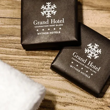 Grand Mont Blanc, By R Collection 5* 쿠르마예