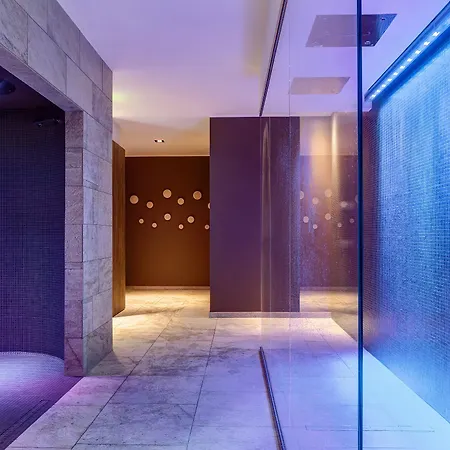 Grand Mont Blanc, By R Collection Hotel 5*