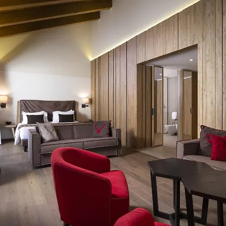 Grand Mont Blanc, By R Collection Hotel 5*