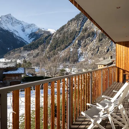 Grand Mont Blanc, By R Collection ホテル