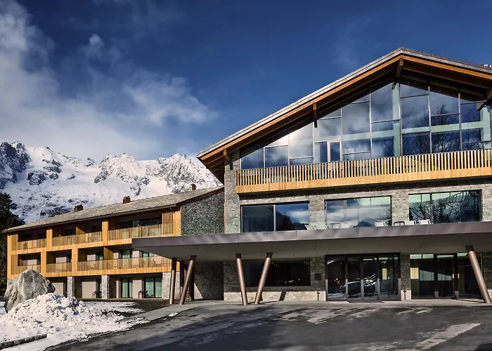 Grand Mont Blanc, By R Collection Отель 5*