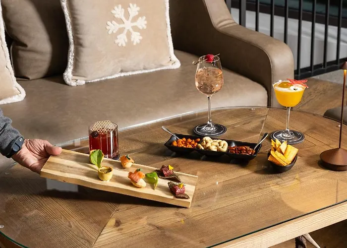 Grand Mont Blanc, By R Collection 5* Курмайор