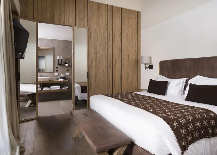 Отель Grand Mont Blanc, By R Collection Курмайор