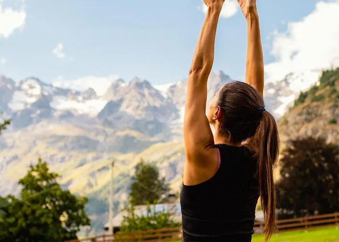 Grand Mont Blanc, By R Collection Отель