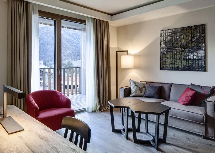Hotel Grand Mont Blanc, By R Collection Courmayeur