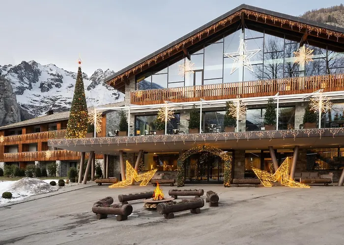 Отель Grand Mont Blanc, By R Collection 5*