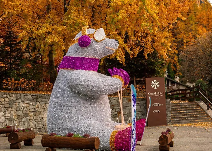 Grand Mont Blanc, By R Collection Отель 5*